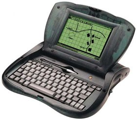 Apple Newton eMate 300